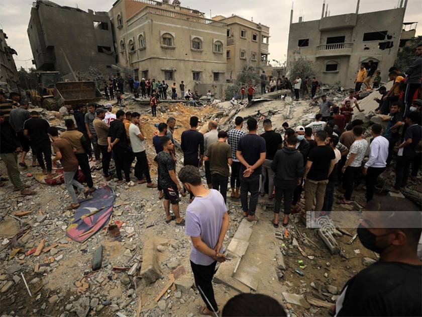 حصيلة ضحايا العدوان الإسرائيلي على  غزة  تصل ل 33797 شهيدا 