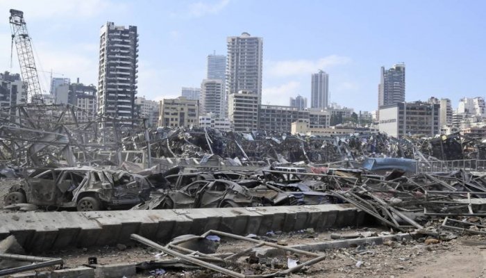 الرئيس اللبناني: احتمال الاعتداء الخارجي في انفجار بيروت وارد 