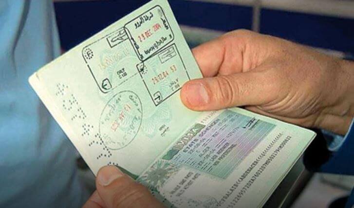 فرنسا تمدد التأشيرات للمغاربة العالقين على أراضيها لثلاثة أشهر إضافية